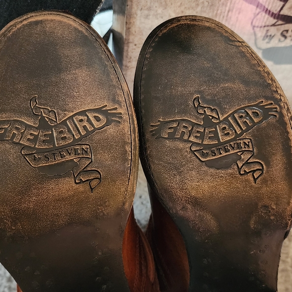 Freebird Casey by Steven - Picture 5 of 11